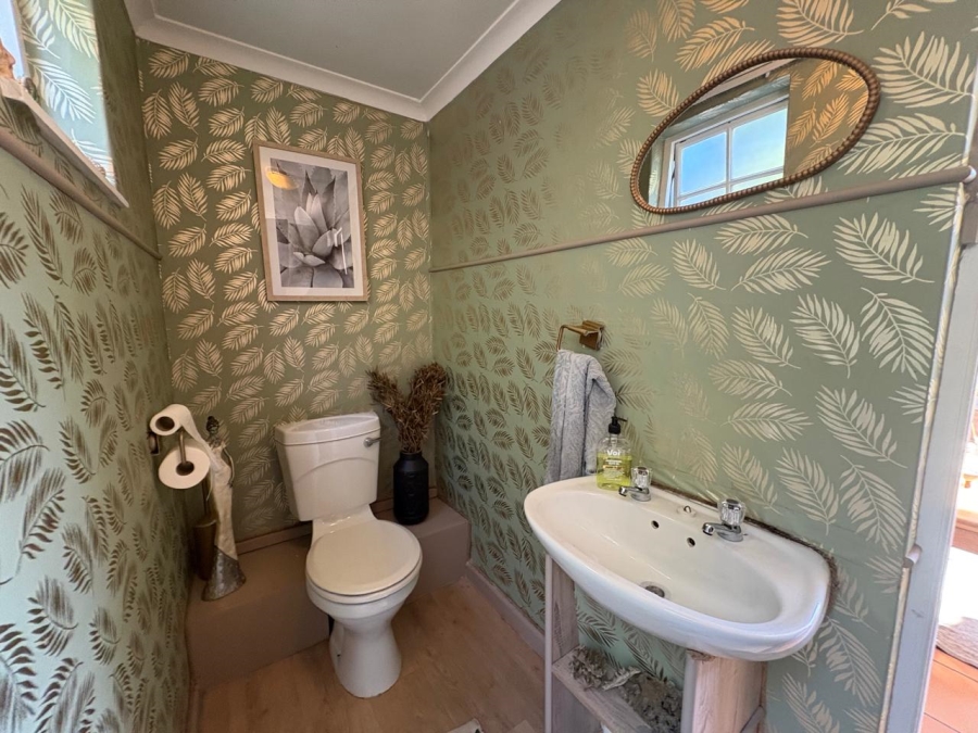 4 Bedroom Property for Sale in Parklands Western Cape